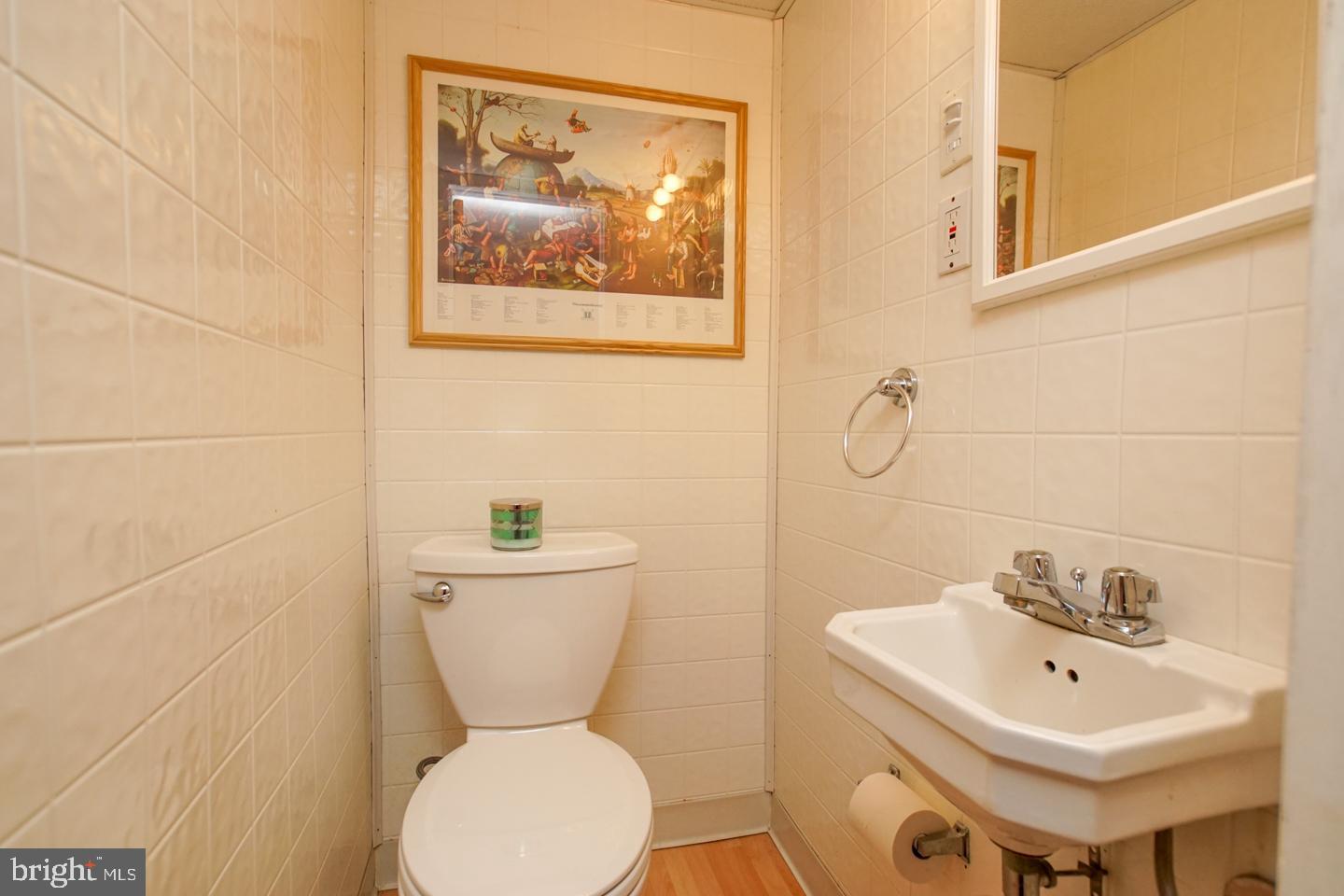 4207 Telford Road Philadelphia, PA 19154 - Photo 24 of 35 Gallery Image 24