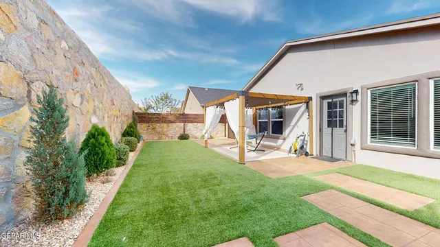 $274,000 | 13836 Sky Ranger Avenue, Horizon City, TX 79928