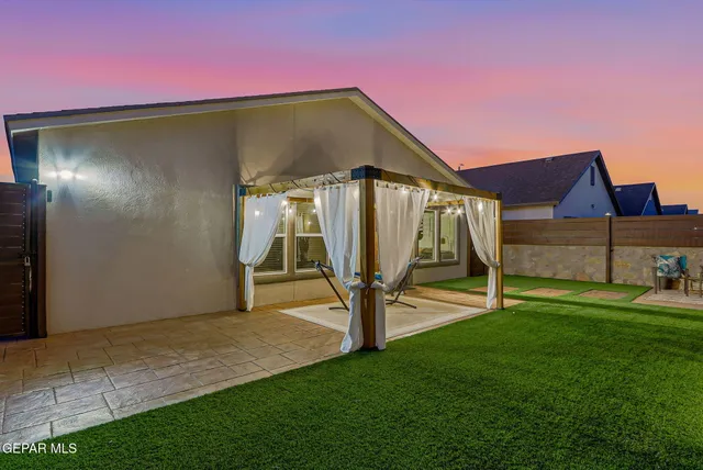 $274,000 | 13836 Sky Ranger Avenue, Horizon City, TX 79928