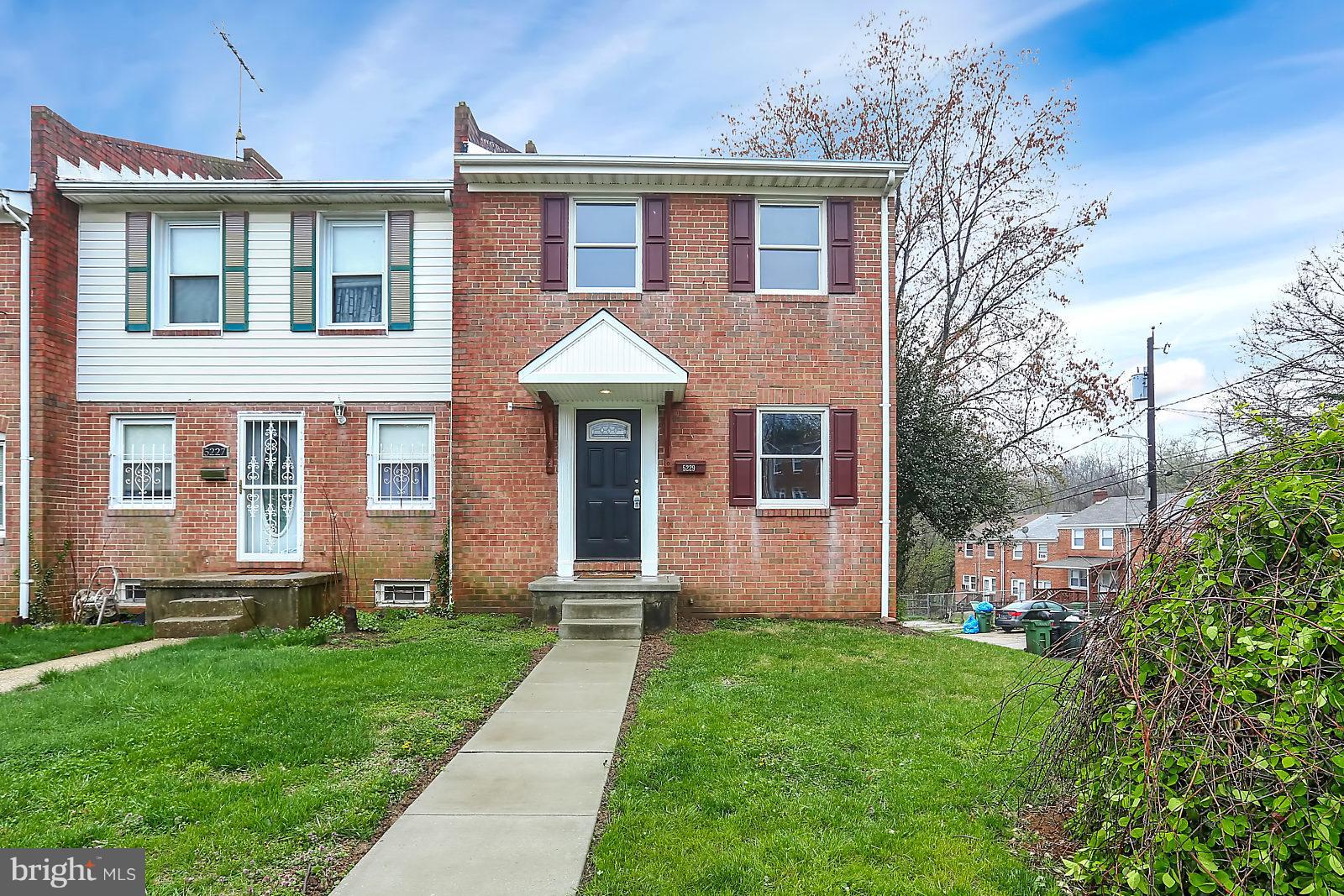 5229 Hillwell Road Baltimore, MD 21229 - Photo 1 of 24 Exterior (Front)