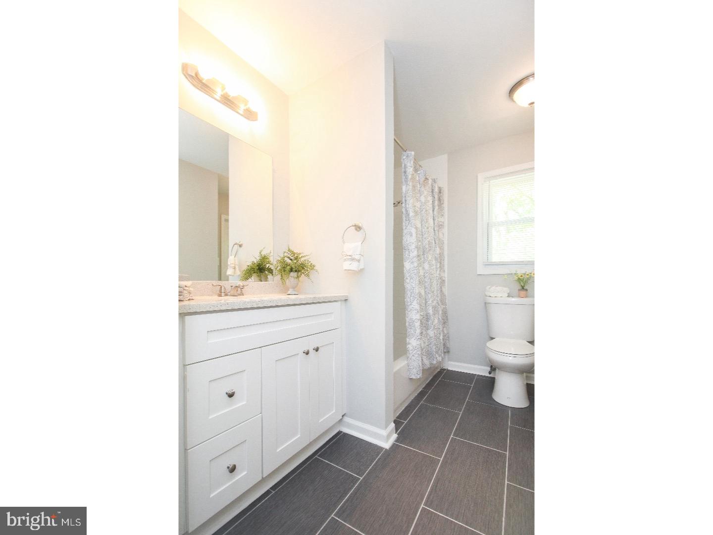 39 Naylor Avenue Clementon, NJ 08021 - Photo 8 of 18 Gallery Image 8