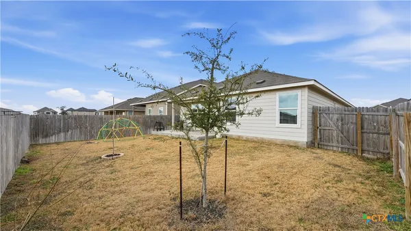 $2,175 | 2717 A San Martin Lane, Seguin, TX 78155
