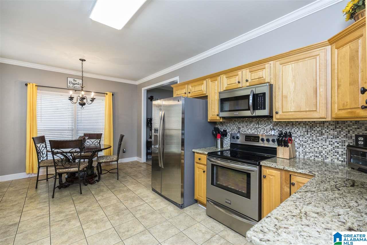 1813 Cross Circle Birmingham, AL 35244 - Photo 10 of 28