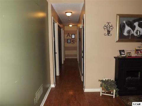 1178 Sutton Road Adrian, MI 49221 - Photo 4 of 16 20101564-3.JPG