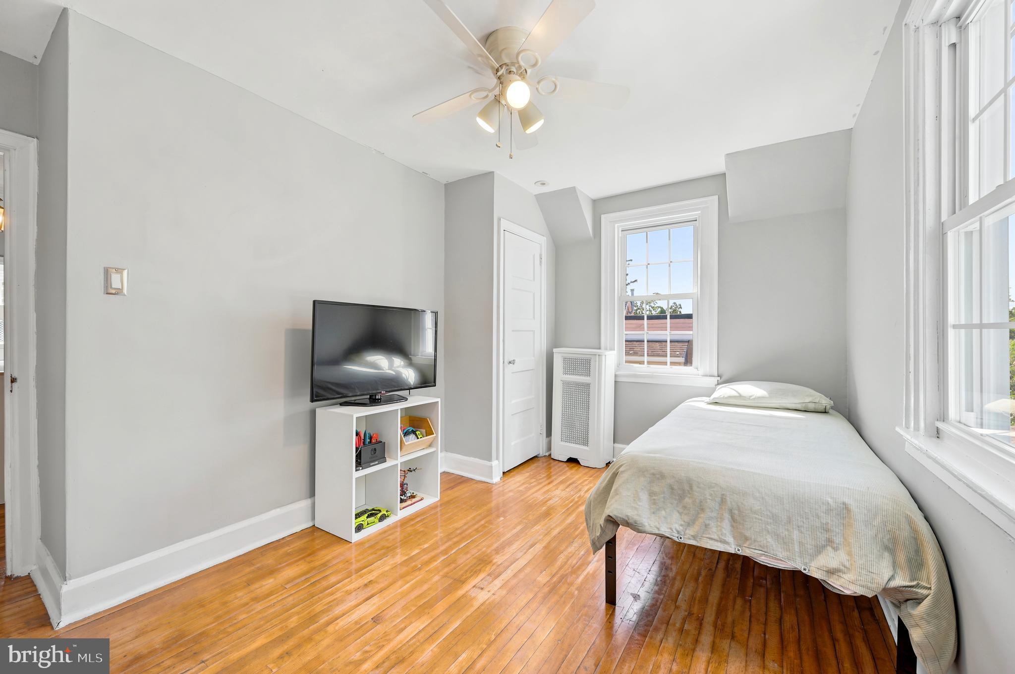 232 Henley Road Wynnewood, PA 19096 - Photo 18 of 25