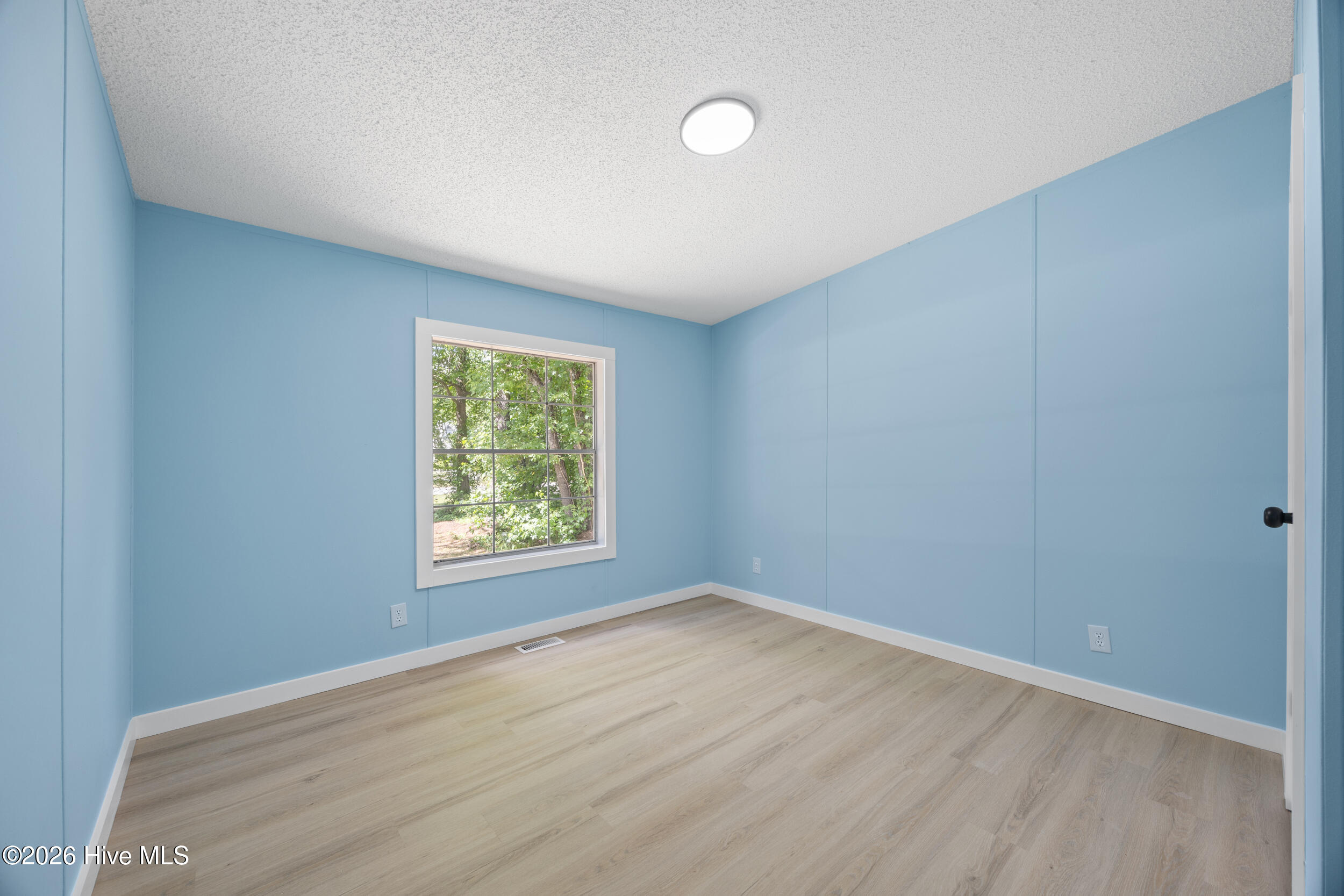 211 Pond Road Rocky Point, NC 28457 - Photo 17 of 38 8_bedroom