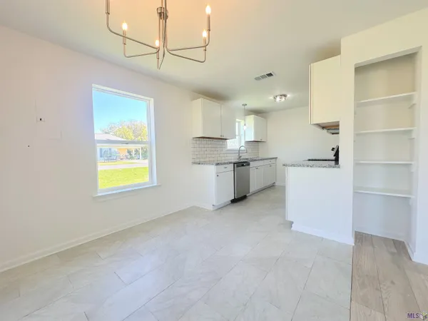 $1,290 | 1705 Ravier Lane, Sunshine, LA 70780