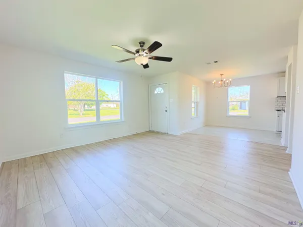 $1,290 | 1705 Ravier Lane, Sunshine, LA 70780