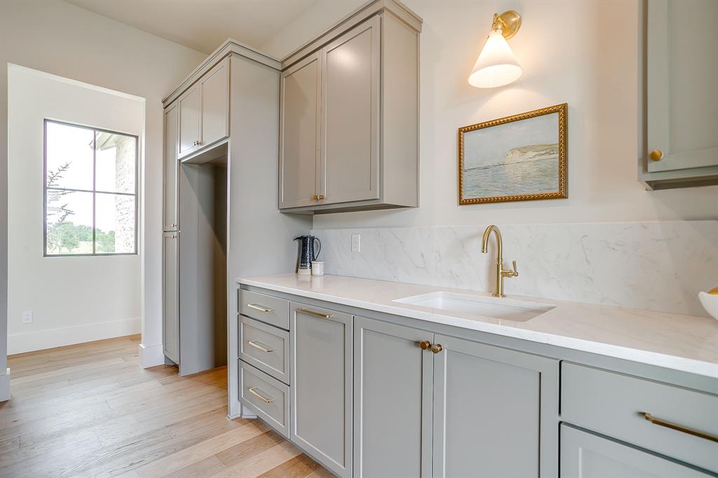 2015 Meadowlark Court Aledo, TX 76008 - Photo 12 of 40