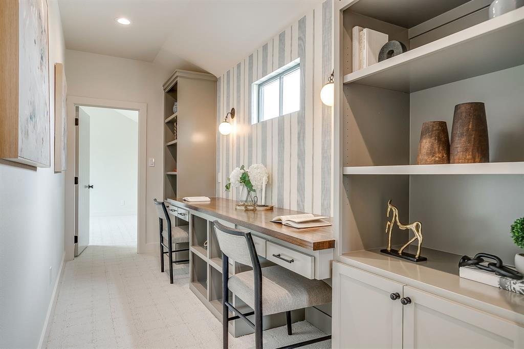 2015 Meadowlark Court Aledo, TX 76008 - Photo 21 of 40