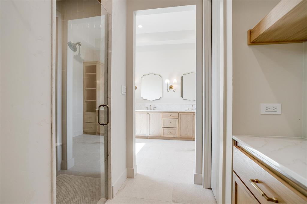 2015 Meadowlark Court Aledo, TX 76008 - Photo 29 of 40