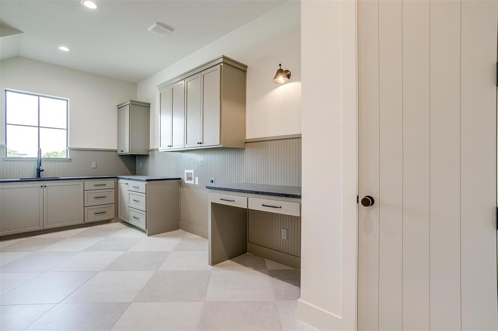 2015 Meadowlark Court Aledo, TX 76008 - Photo 32 of 40