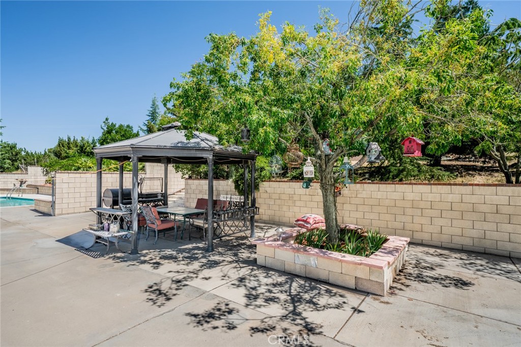 9224 Ponderosa Road Pinon Hills, CA 92372 - Photo 32 of 53