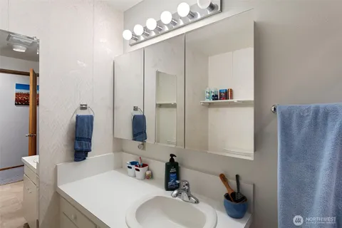 $750,000 | 8421 Cascadia Avenue, Everett, WA 98208