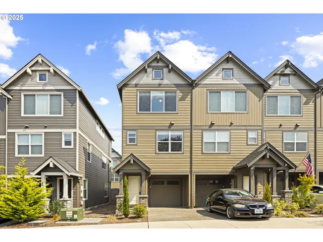 $405,000 | 176 Southwest Hewitt Avenue, Troutdale, OR 97060