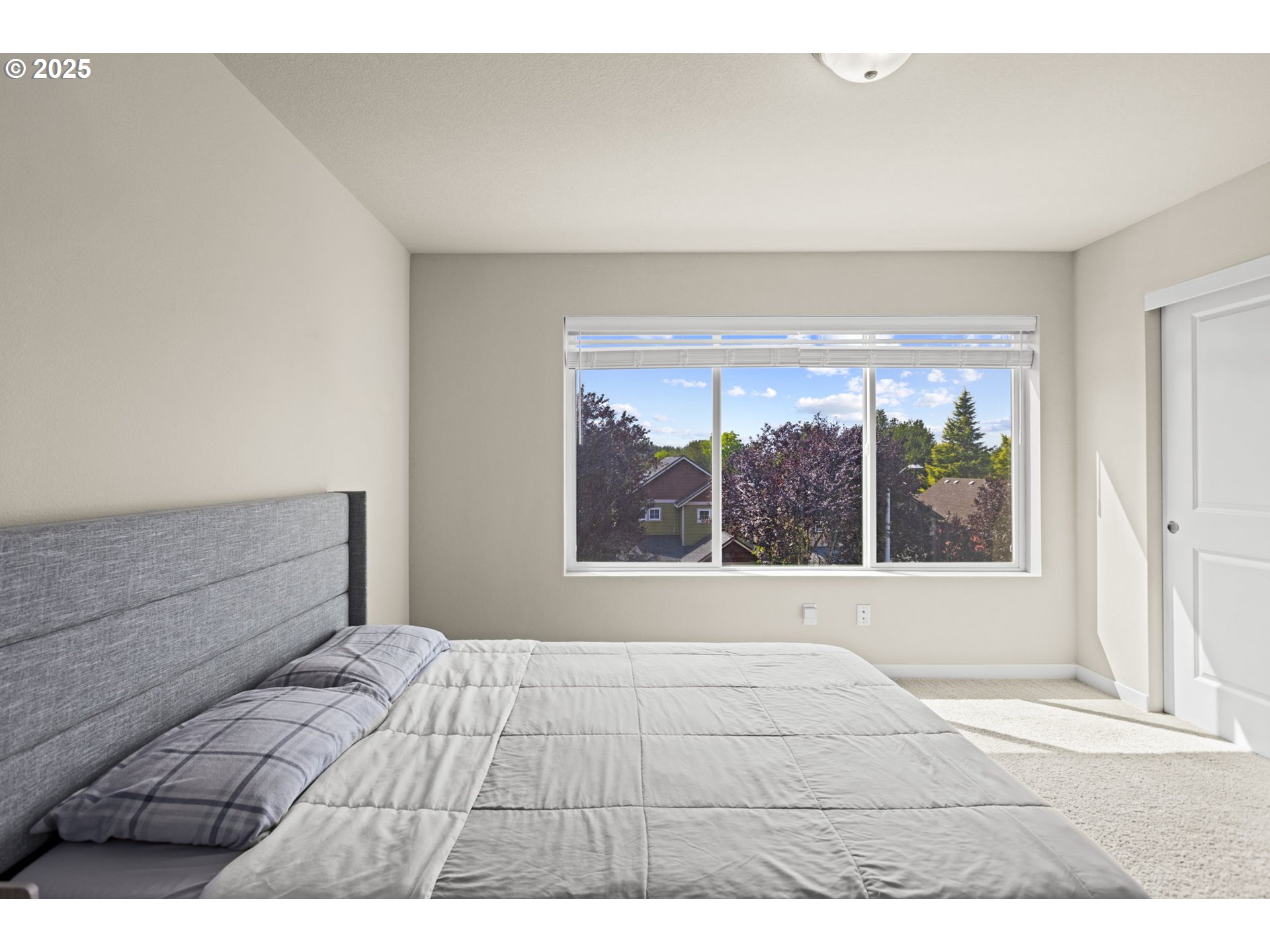 176 Southwest Hewitt Avenue Troutdale, OR 97060 - Photo 21 of 40