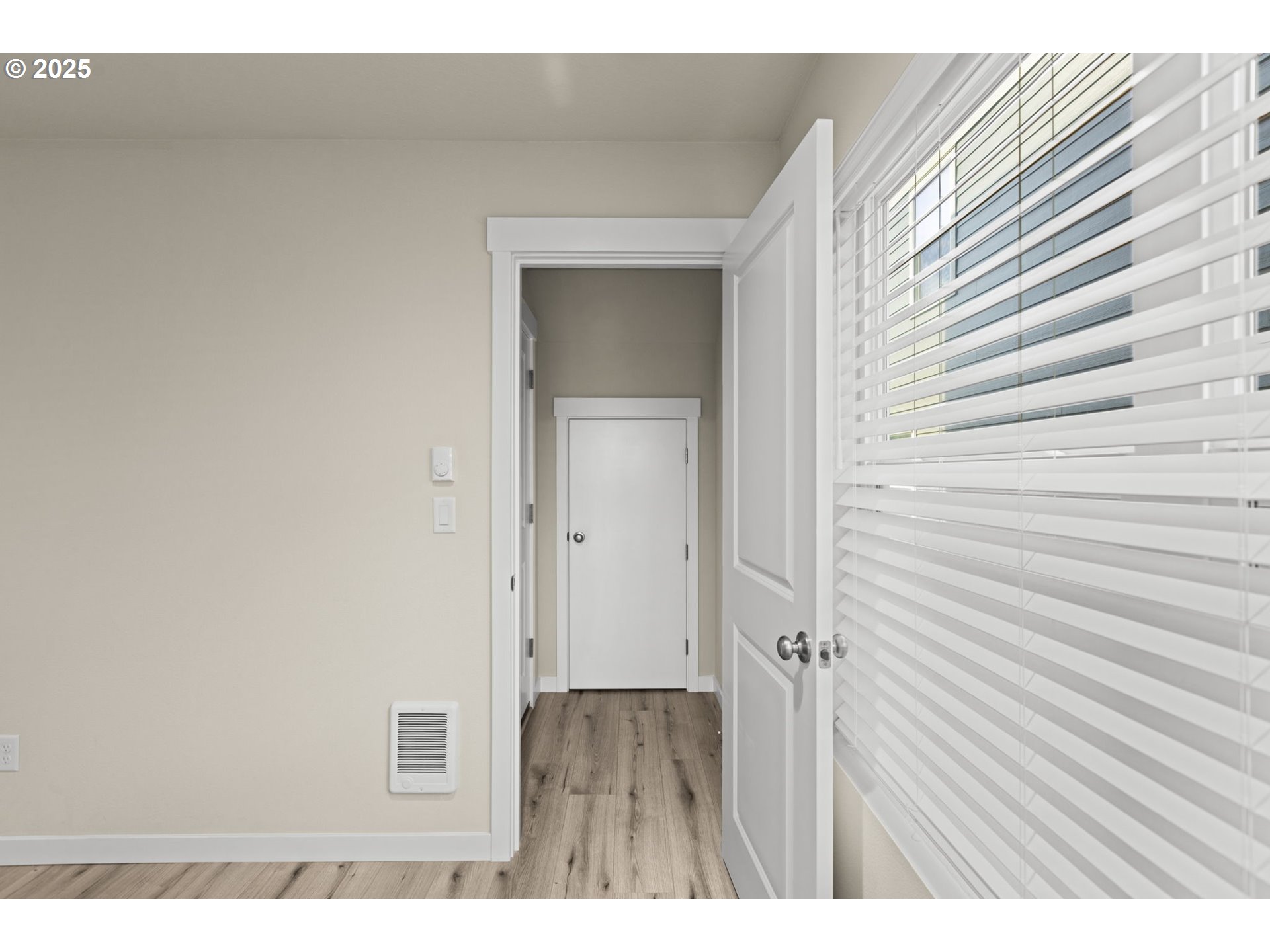 176 Southwest Hewitt Avenue Troutdale, OR 97060 - Photo 26 of 40