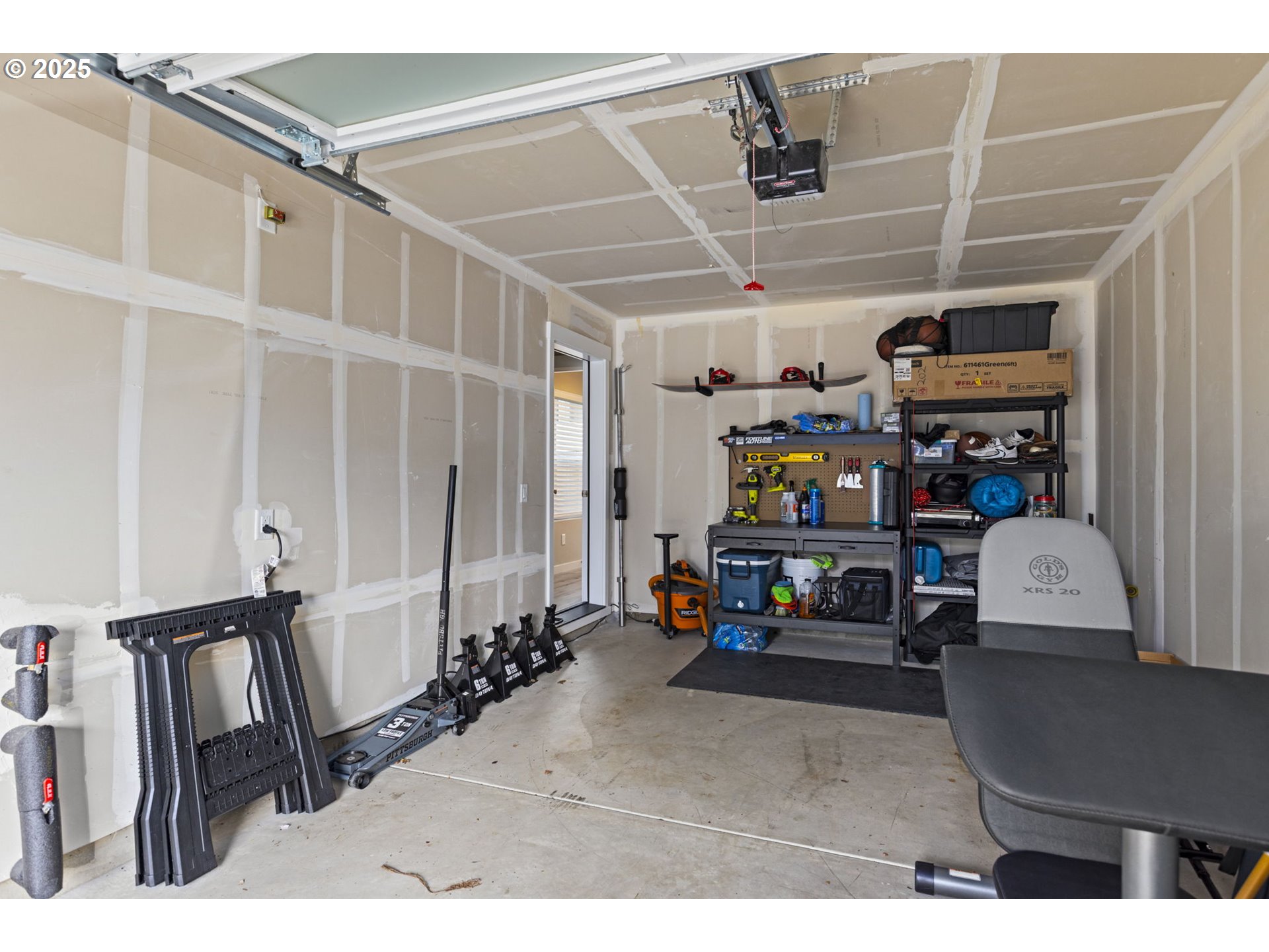 176 Southwest Hewitt Avenue Troutdale, OR 97060 - Photo 28 of 40