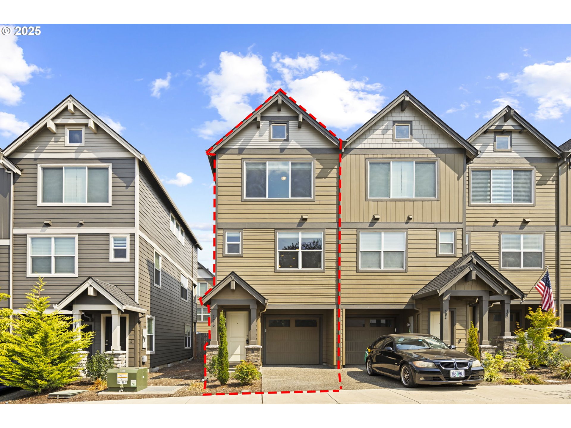 176 Southwest Hewitt Avenue Troutdale, OR 97060 - Photo 3 of 40