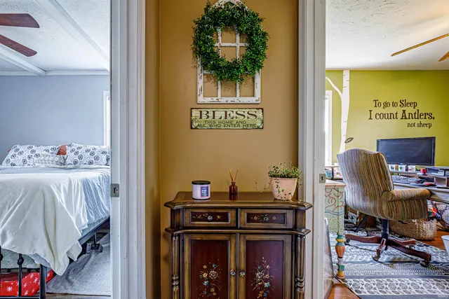 $244,000 | 1399 Homestead Drive, Boonville, IN 47601