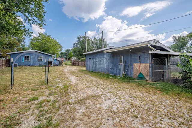 $244,000 | 1399 Homestead Drive, Boonville, IN 47601