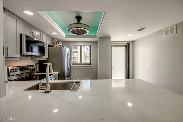 $535,000 | 22796 Island Pines Way, Unit 111, Fort Myers Beach, FL 33931
