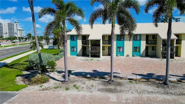$535,000 | 22796 Island Pines Way, Unit 111, Fort Myers Beach, FL 33931