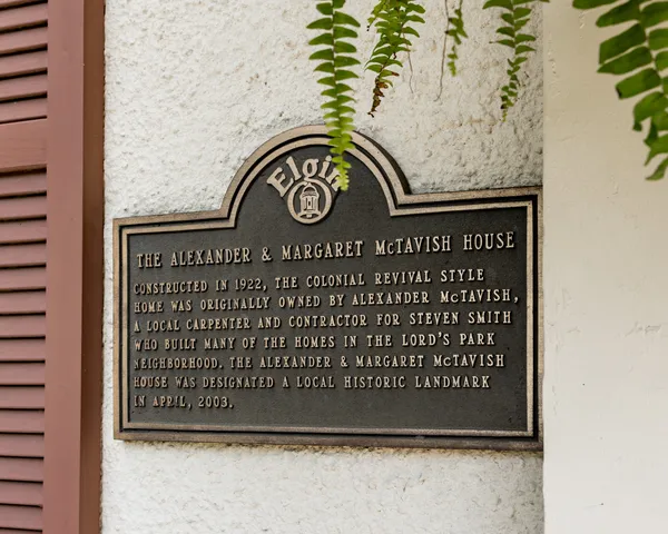 $439,900 | 650 Park Street, Elgin, IL 60120