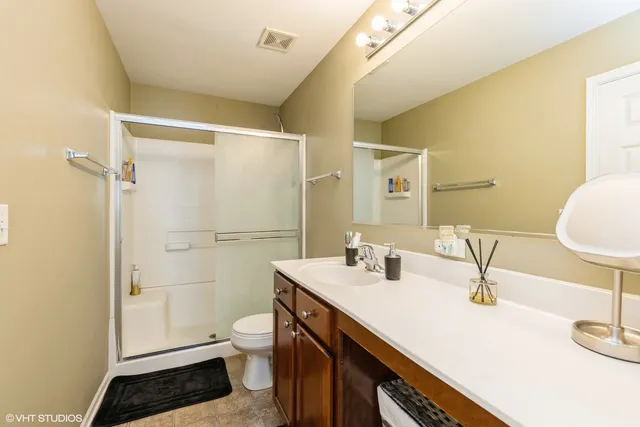 $1,950 | 1808 Powers Road, Unit 1808, Woodstock, IL 60098