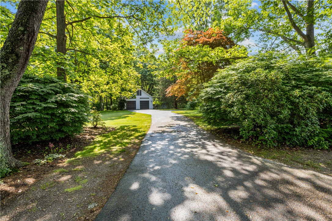 48 Washington Road Barrington, RI 02806 - Photo 2 of 10