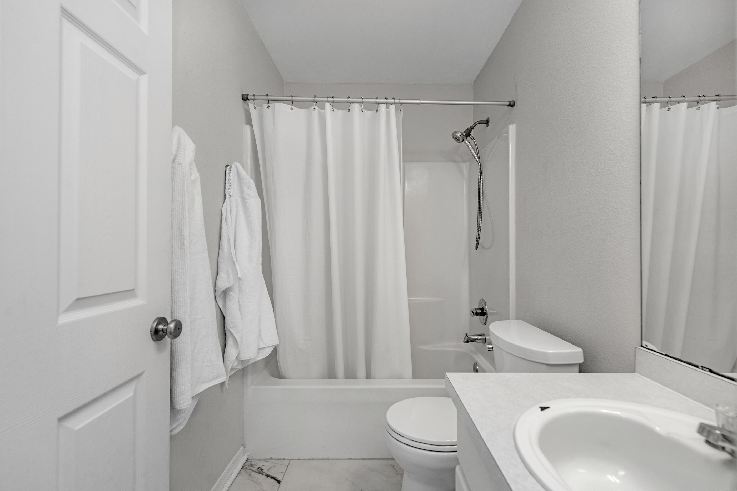 764 Randall Roberts Road Fort Walton Beach, FL 32547 - Photo 32 of 43 Guest bath