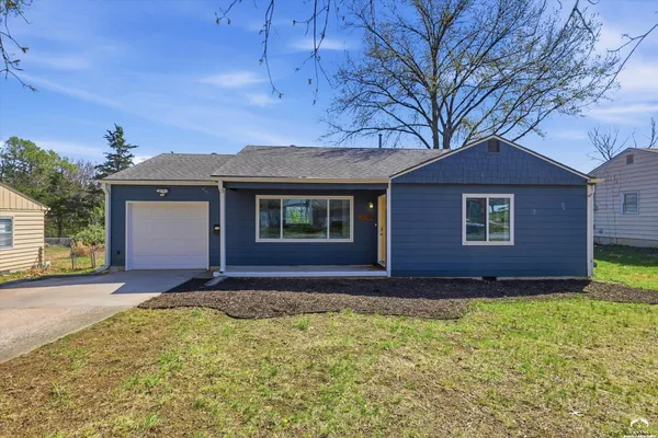 $239,000 | 2508 Montana Street, Lawrence, KS 66046