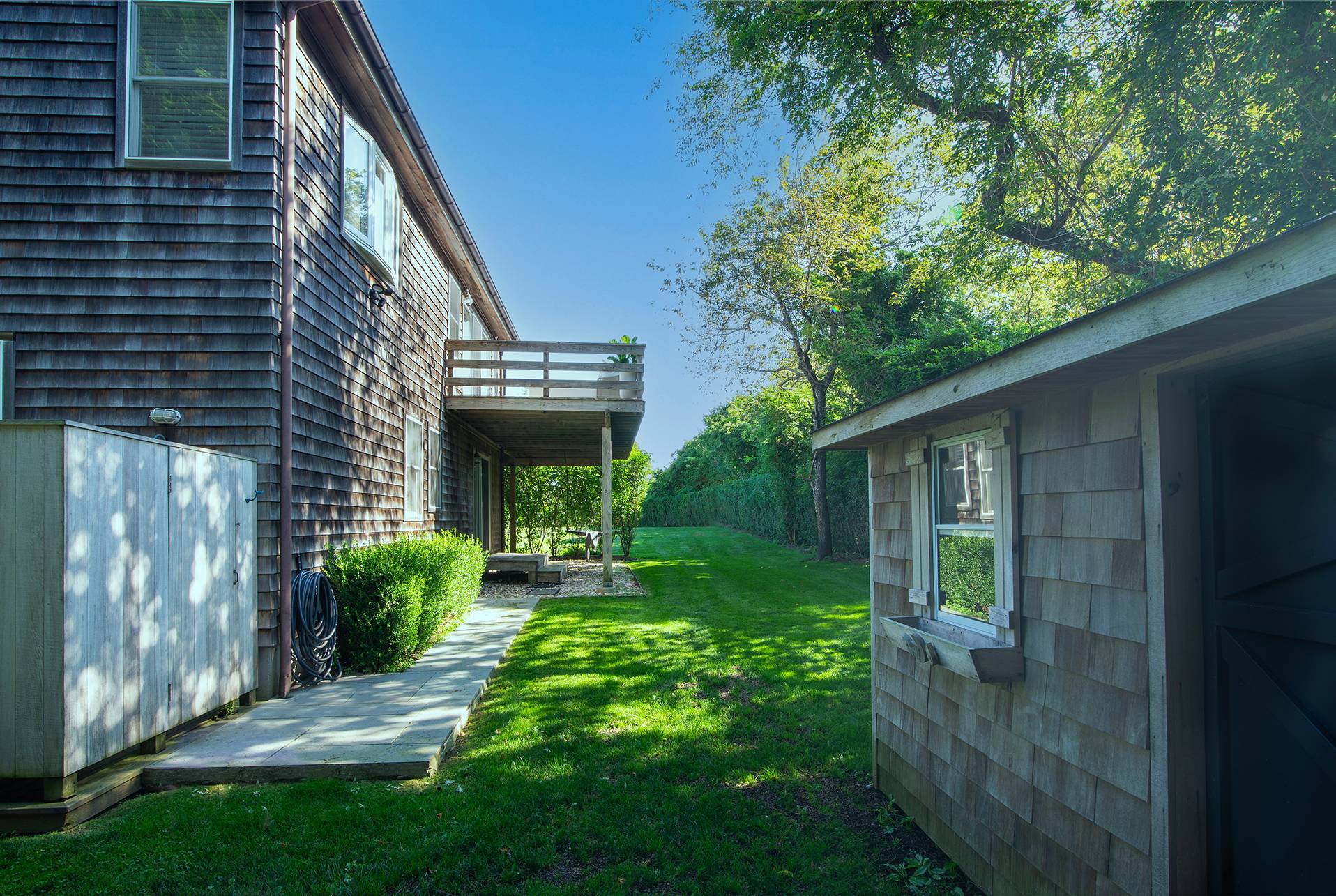 28 Ditch Plains Road Montauk, NY 11954 - Photo 20 of 30 a view of a porch in front of a house