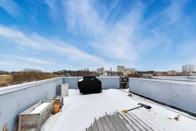 $3,800 | 1509 North Campbell Avenue, Unit 3N, Chicago, IL 60622