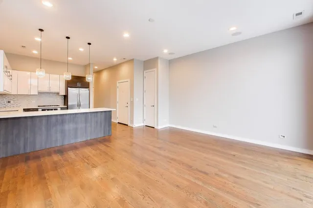 $3,800 | 1509 North Campbell Avenue, Unit 3N, Chicago, IL 60622