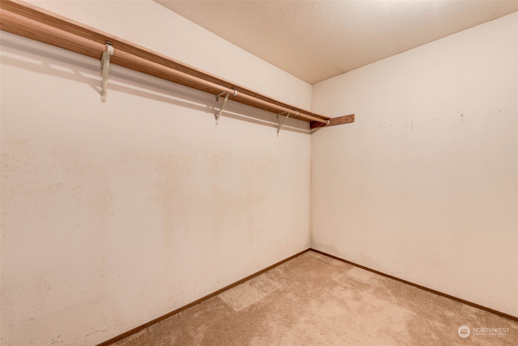20821 30th Drive Southeast Bothell, WA 98021 - Photo 16 of 27 a view of small space
