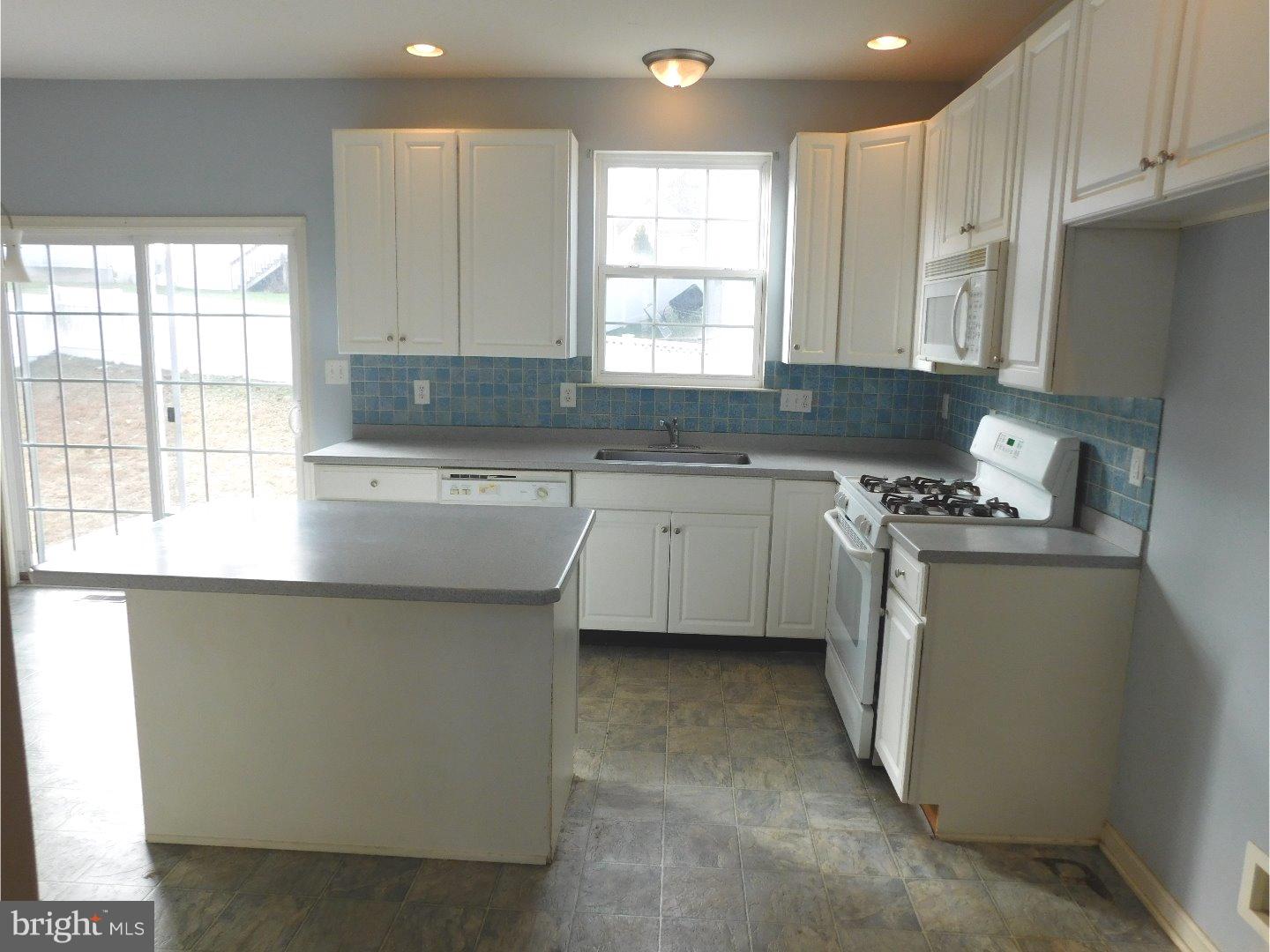 7 Log Cabin Road Sicklerville, NJ 08081 - Photo 6 of 25 Kitchen
