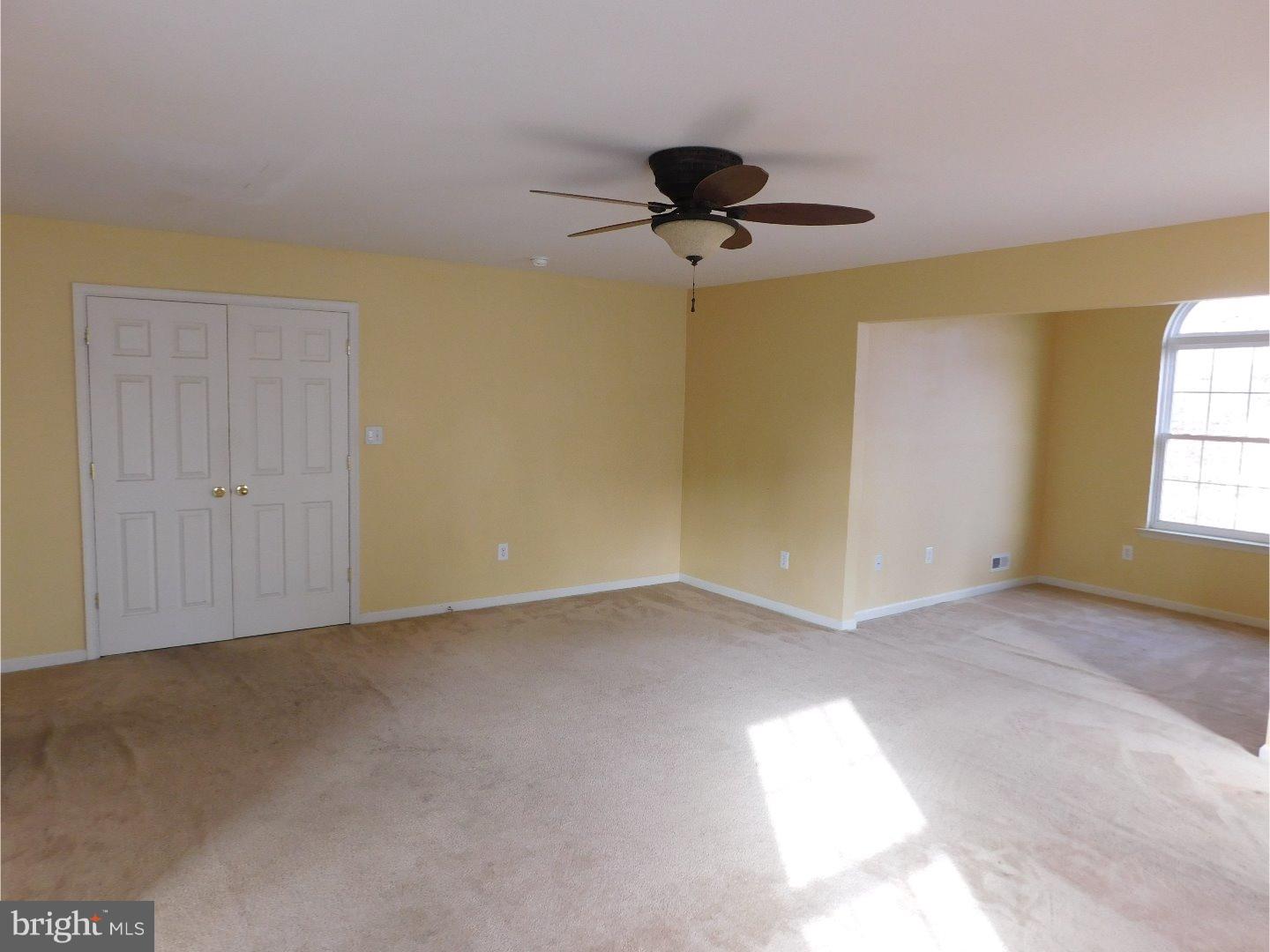 7 Log Cabin Road Sicklerville, NJ 08081 - Photo 10 of 25 Master Bedroom