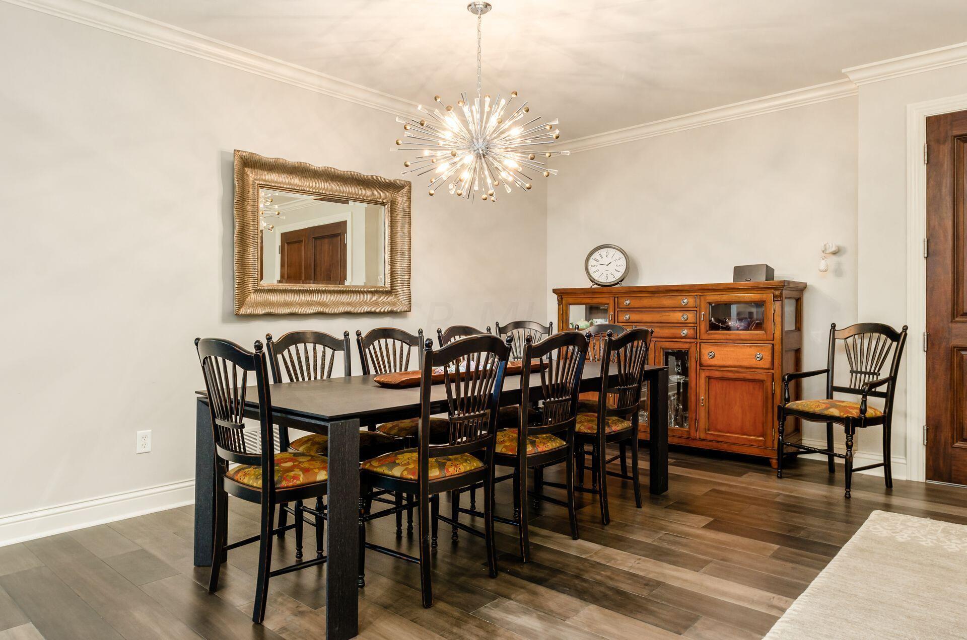 3175 Tremont Road, Unit 302 Columbus, OH 43221 - Photo 5 of 53 007_6b4e_L 3175 Tremont Rd032