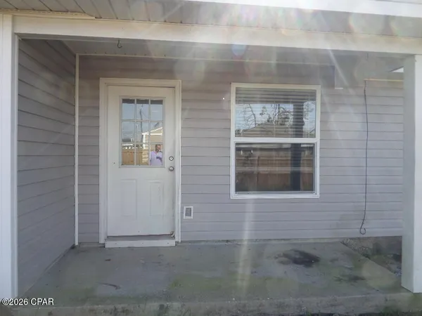 $1,800 | 6321 Winona Street, Panama City, FL 32404