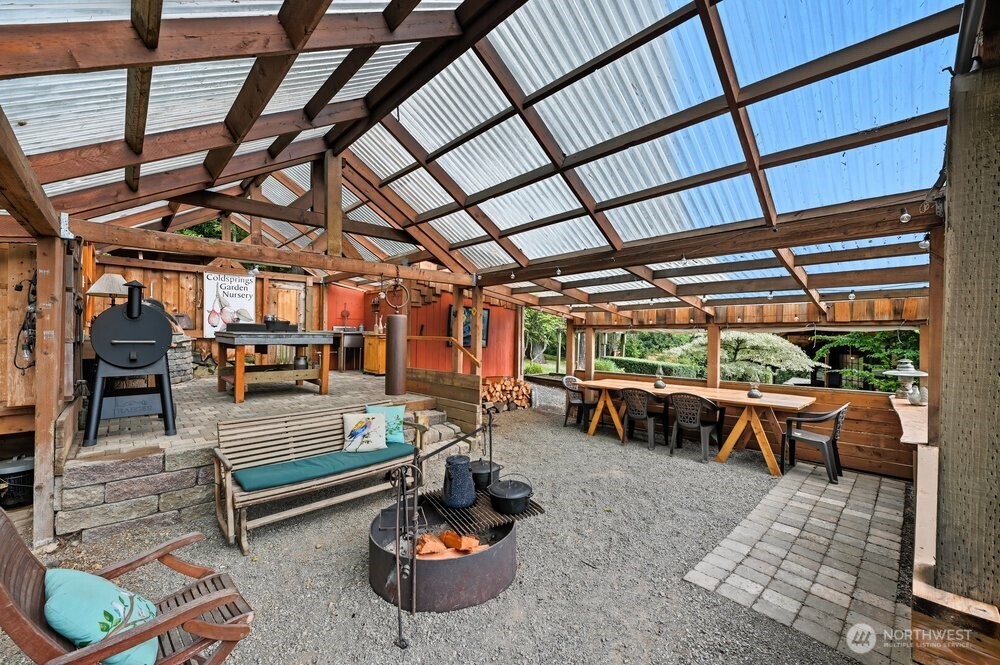 18013 West Snoqualmie Valley Road Northeast Duvall, WA 98019 - Photo 18 of 40 a view of outdoor seating