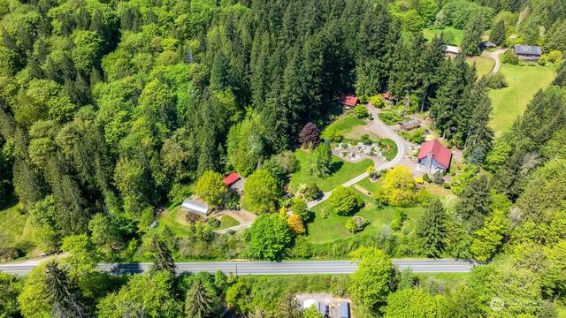 $2,023,000 | 18013 West Snoqualmie Valley Road Northeast, Duvall, WA 98019