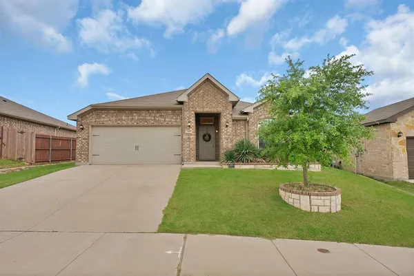 $347,000 | 10817 Live Oak Creek Drive, Fort Worth, TX 76108