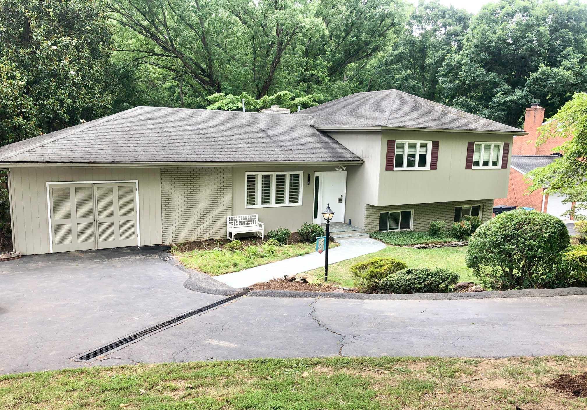 3718 Forest Road Roanoke, VA 24015 - Photo 1 of 28 Forestfront