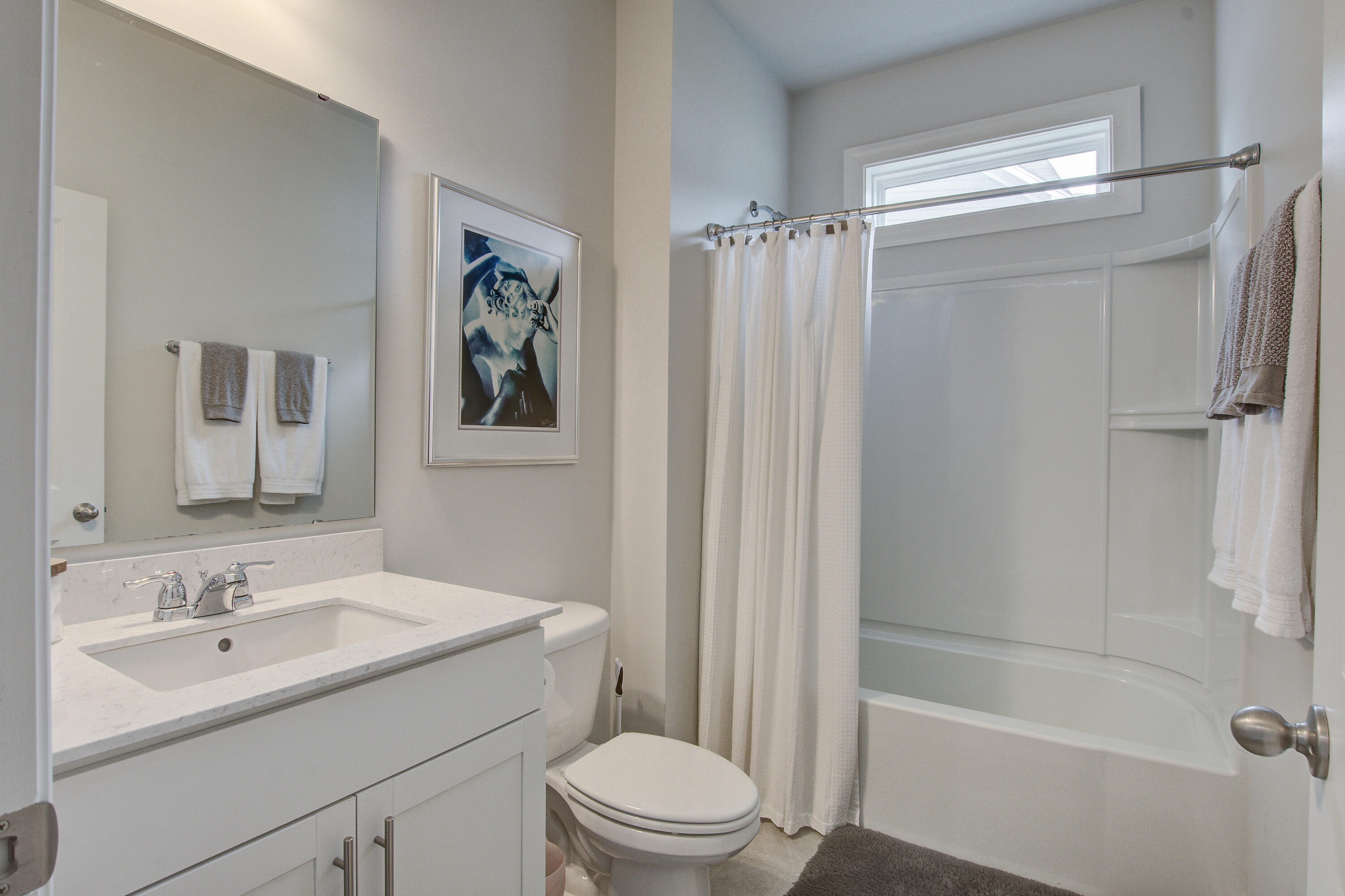 349 Long Pier Street Summerville, SC 29486 - Photo 12 of 42 Full Bathroom