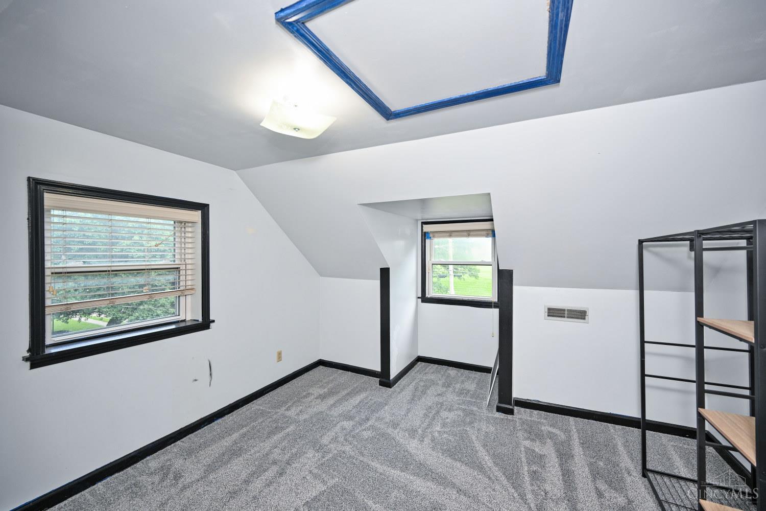 4176 Kugler Mill Road Cincinnati, OH 45236 - Photo 32 of 38
