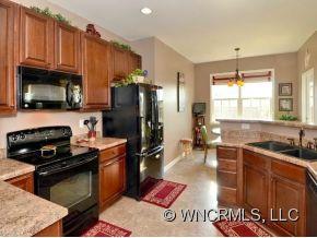 253 Yadkin Road Fletcher, NC 28732 - Photo 4 of 18
