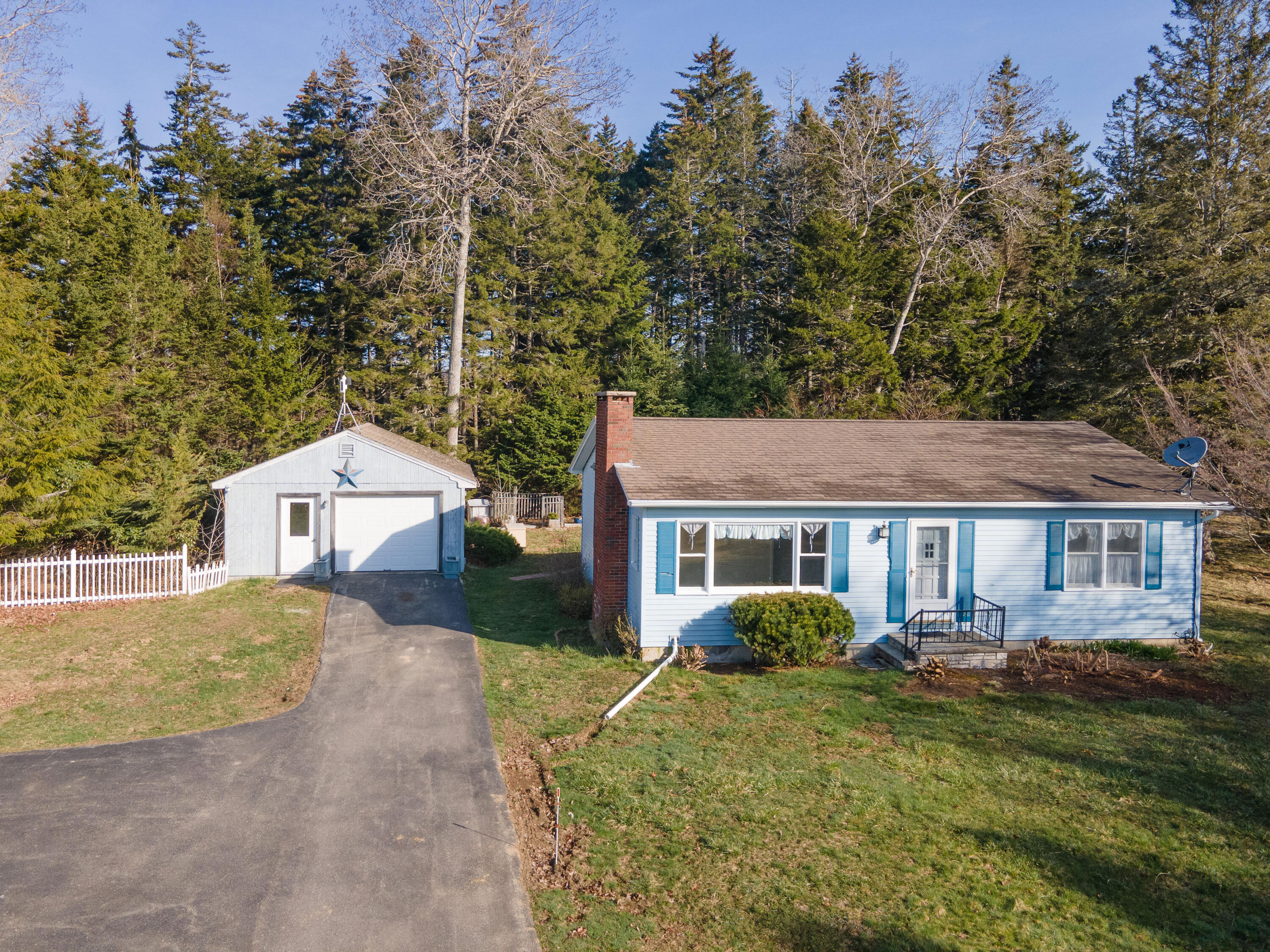 62 Quaco Road Deer Isle, ME 04627 - Photo 3 of 41 62QuacoRd-37