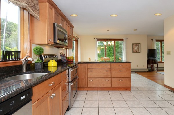 27 Surrey Road Winchester, MA 01890 - Photo 11 of 30 Gallery Image 11