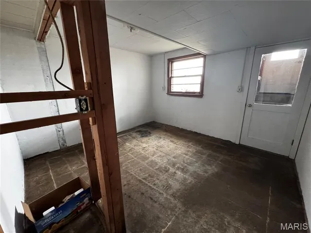 $254,000 | 405 Main Street, Lewistown, MO 63452